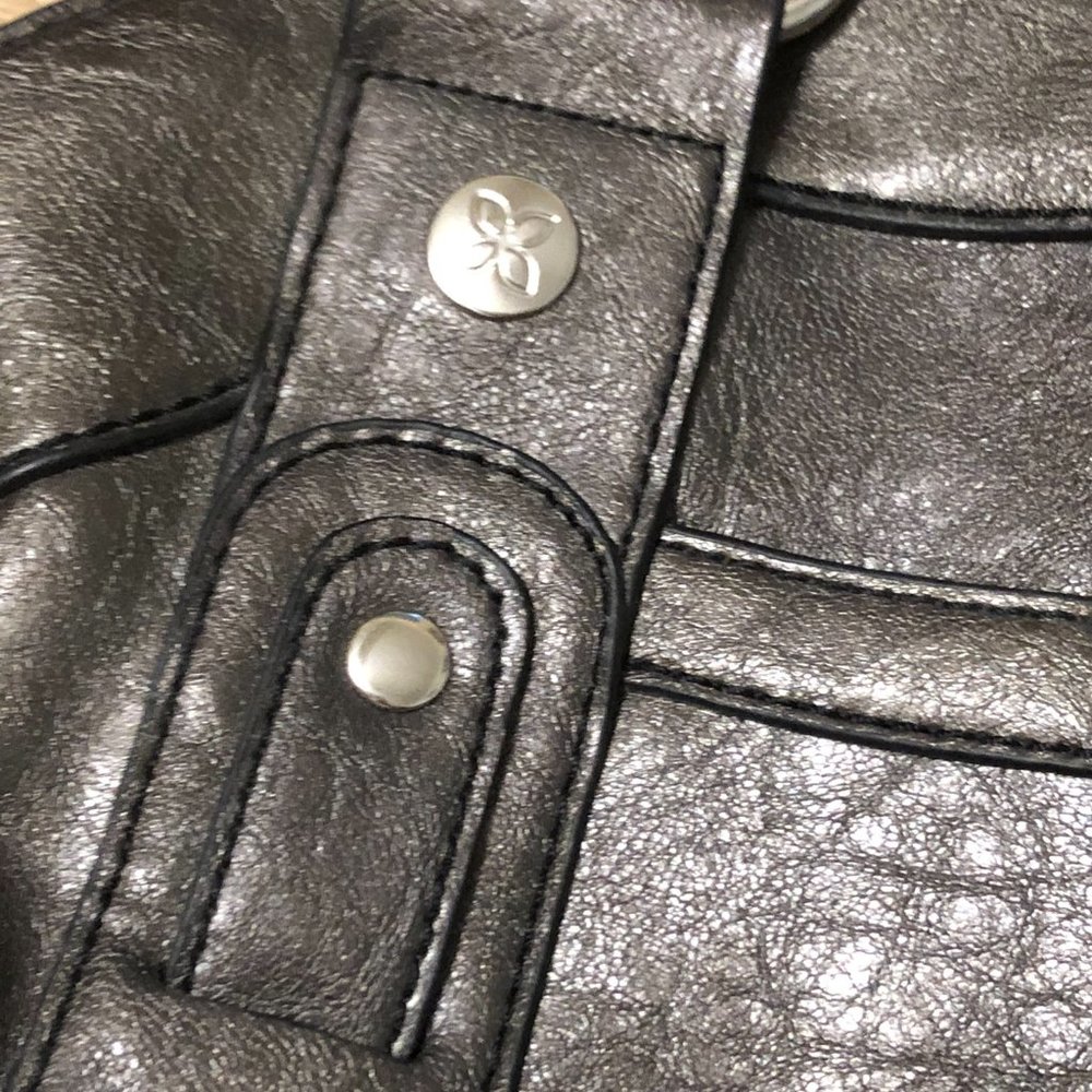 Silver Relic by Fossil bag - Picture 8 of 15